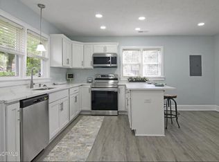 4732 Long Leaf Hills Dr, Wilmington, NC 28409