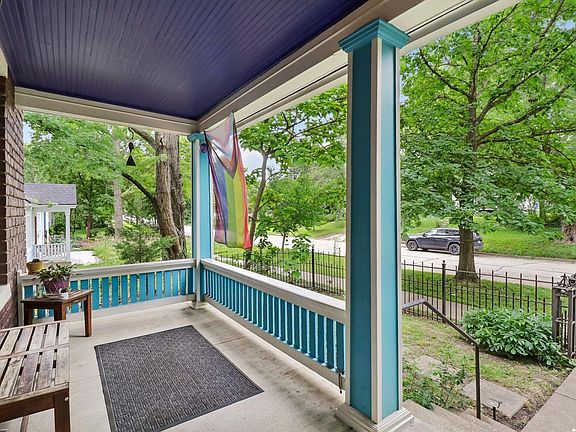 5th image of 612 Illinois St