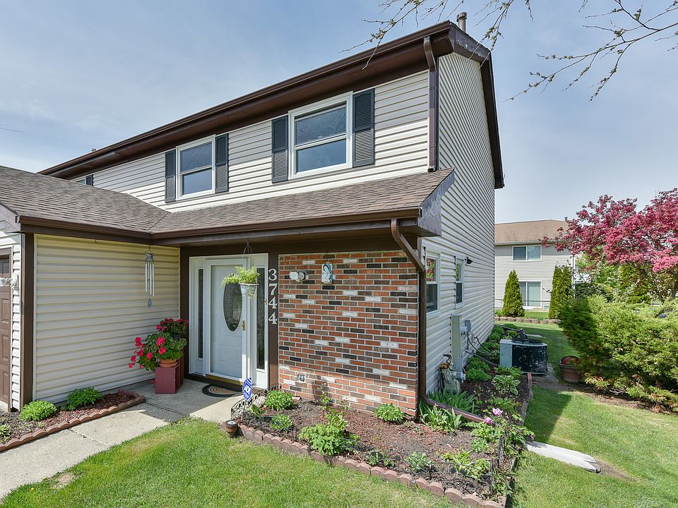 1st image of 3744 Merrimac Ln E