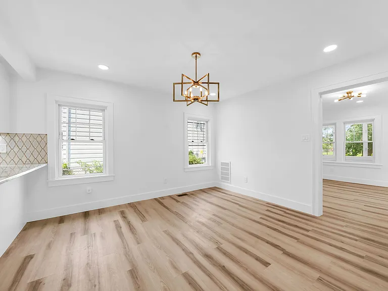 21 Morris Rd — Photo 10