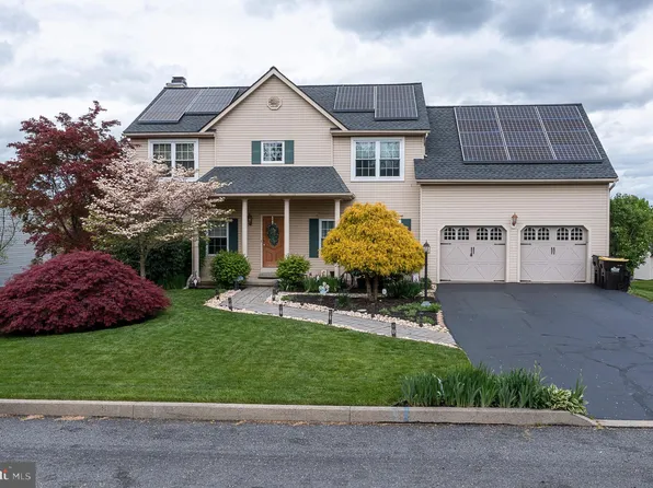 633 Charles Dr, Gilbertsville, PA 19525