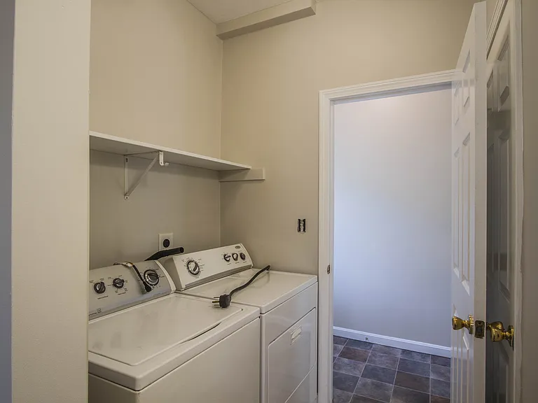 19 Wilson St #3 — Photo 2