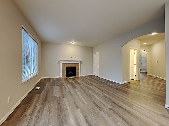 4th image of 8705 188th Street Ct E