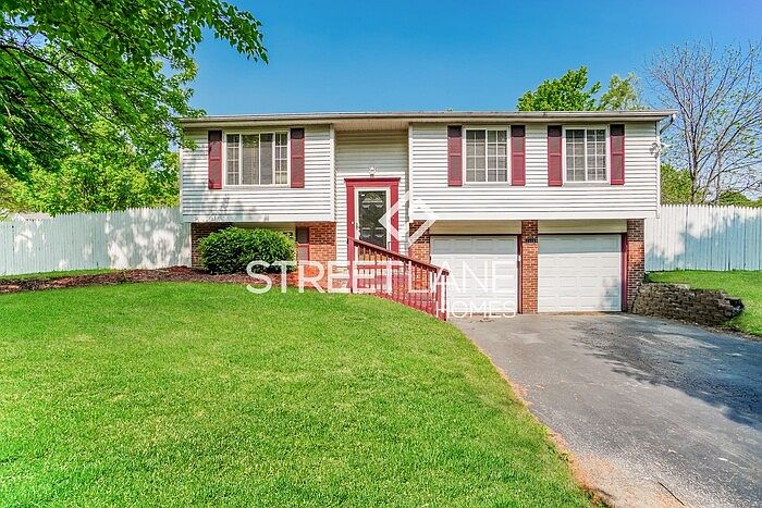 1st image of 2993 Deepwood Dr
