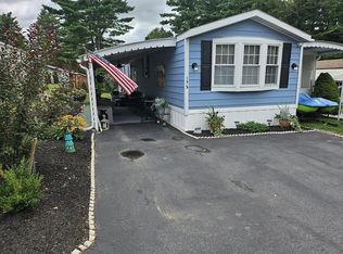 135 Pine Ave, Sturbridge, MA 01566
