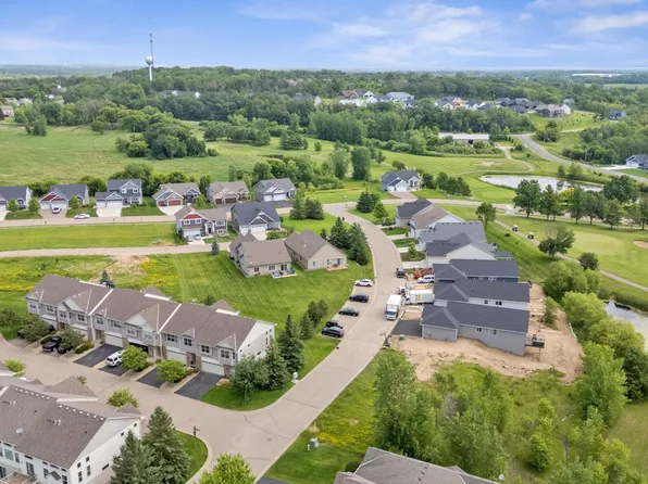 9769 Pinehurst Ct, Elko New Market, MN 55020