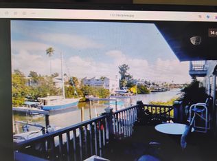 512 2nd St APT 3, Indian Rocks Beach, FL 33785