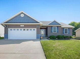 1136 Cranbrook Ln, Mason, MI 48854