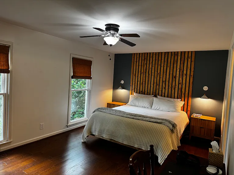 913 Mountain Branch Dr — Photo 2