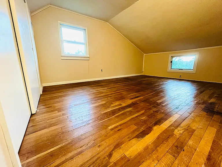 373 Heritage Ln — Photo 18