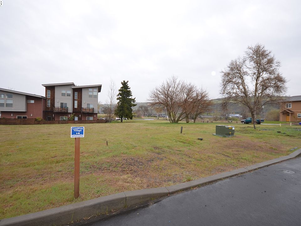 2nd image of 178 Blue Heron Ct