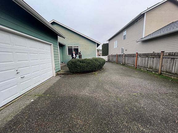 4th image of 1837 McDonald Ave