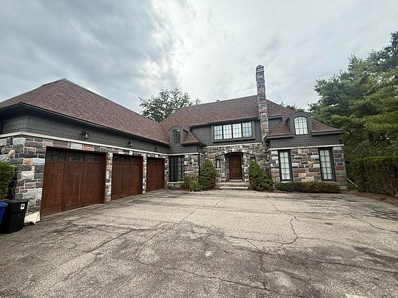3rd image of 2948 Turtle Pond Ct Unit 29