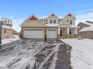 1510 Hackamore Dr, Victoria, MN 55386