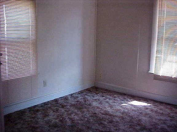 3rd image of 224 Naches Ave