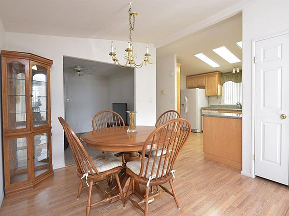 5th image of 97 Timber Cove Dr