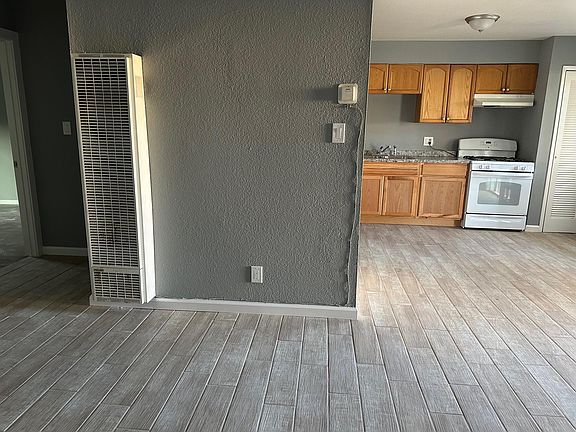 4th image of 841 Washington St #3