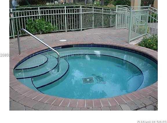 3rd image of 4948 Leeward Ln