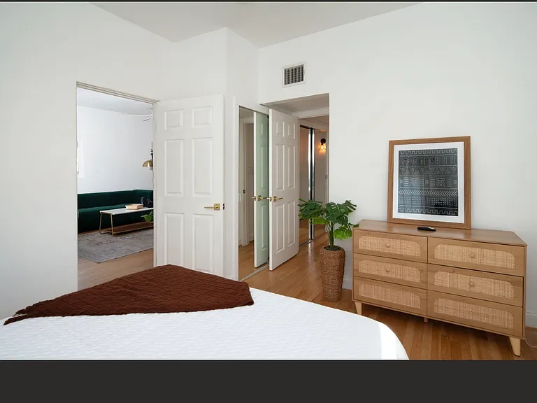 2305 N Edgemere St — Photo 7
