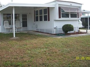 11534 Hickory Ln, Tavares, FL 32778