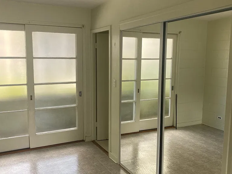 1551 Wilder Ave — Photo 3