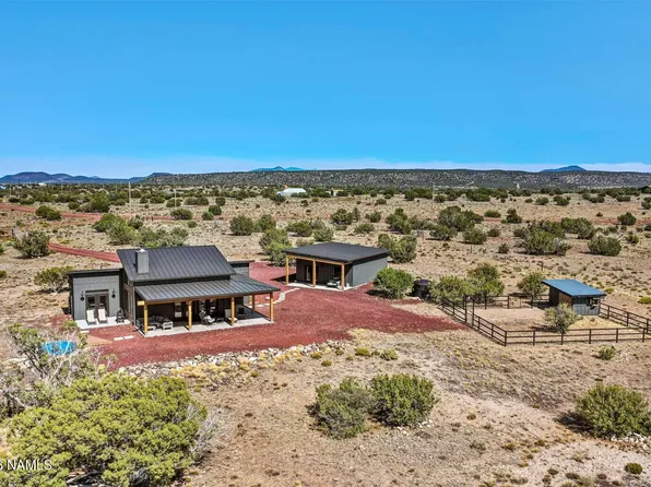 10204 S Cougar Ct, Williams, AZ 86046