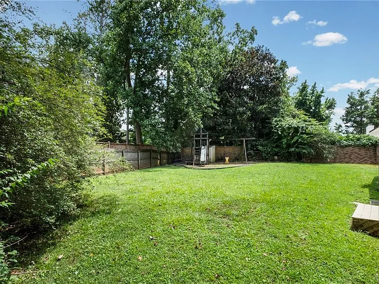 5291 Manhasset Cv — Photo 36