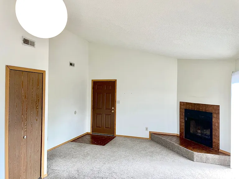 6807 Delmonico Dr #D — Photo 3
