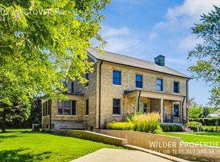 102 Westover Rd #1, Highwood, IL 60040