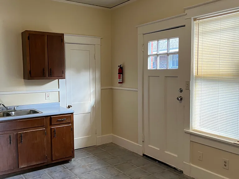 320 N Montgomery St #1 — Photo 10