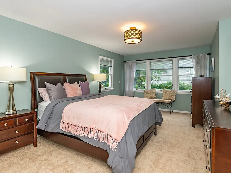 5 Hyler Dr — Photo 11