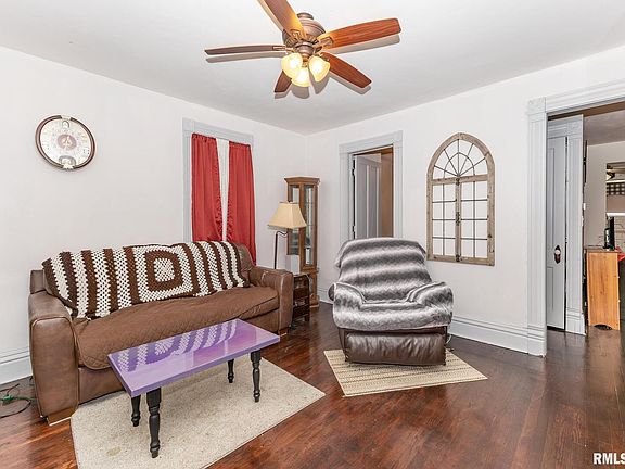 4th image of 326 N Vail St