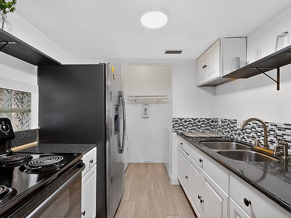 5th image of 2308 Long Ridge Ln