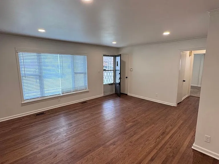 4130 E 22nd Pl — Photo 3