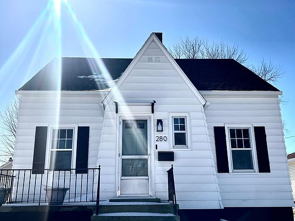 2nd image of 280 W 15th St