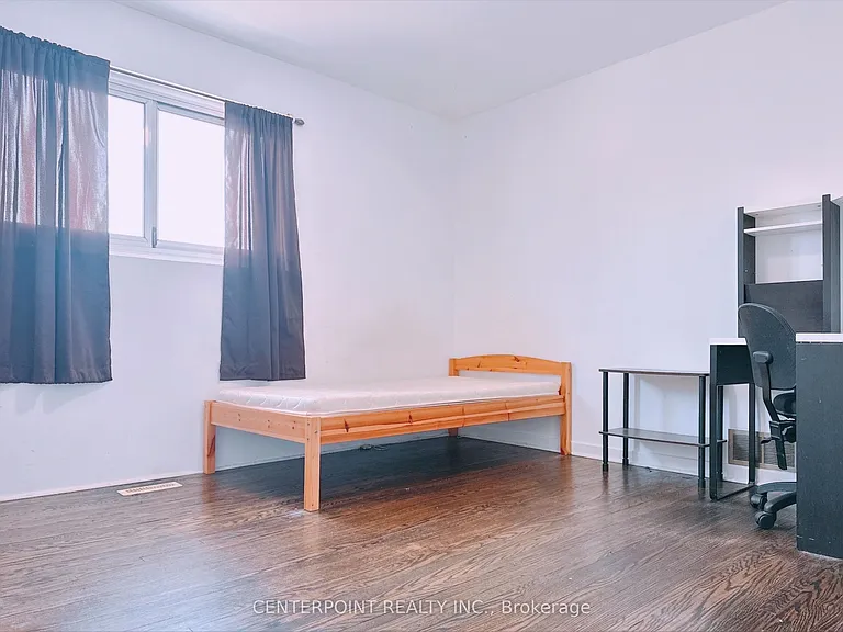 9 Oakmeadow Blvd #2 — Photo 9