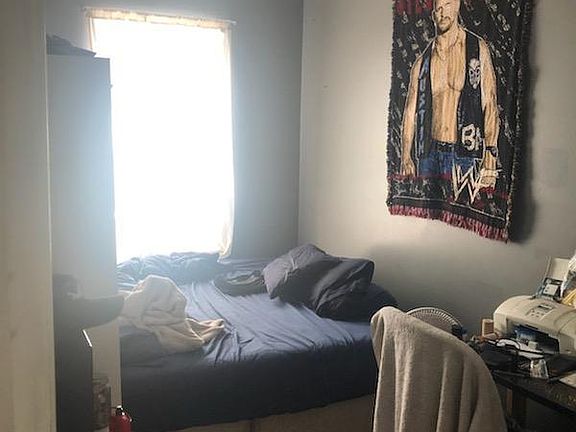 2nd image of 612 S 15th St APT 2