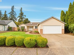 1751 N Laurelwood Loop, Canby, OR 97013