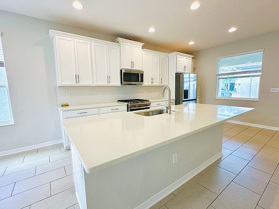 5th image of 12719 Brodlove Ln
