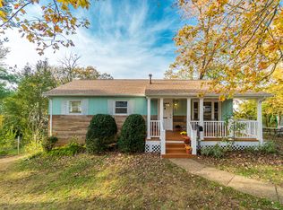 5808 La Vista Dr, Alexandria, VA 22310