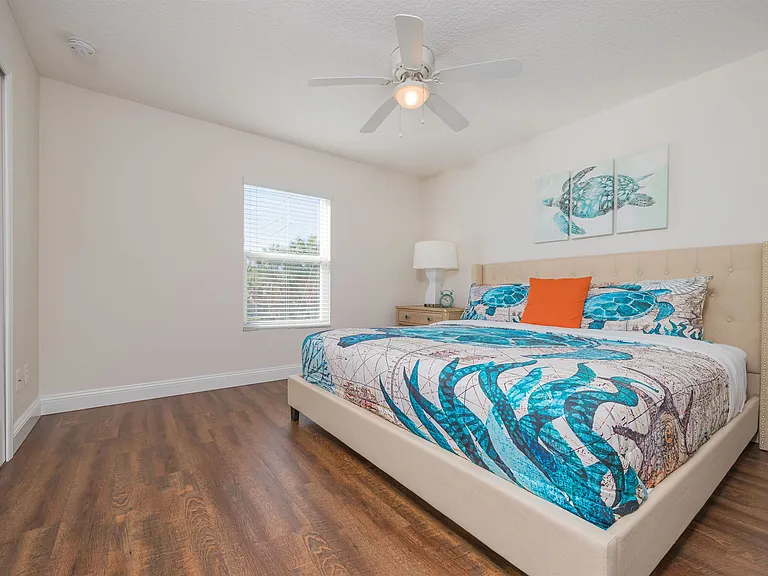 6832 Middleton Ave — Photo 43