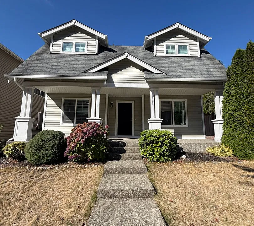1479 Burnside Pl