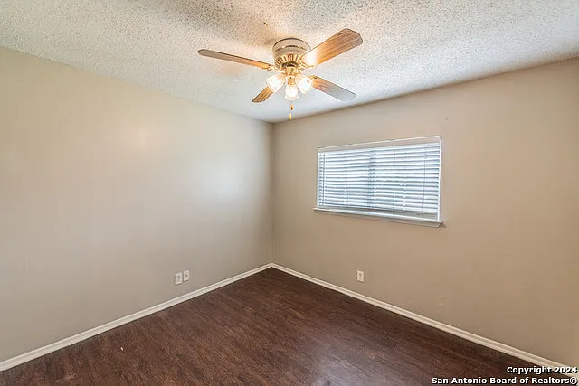 5915 Cliff Rdg — Photo 14