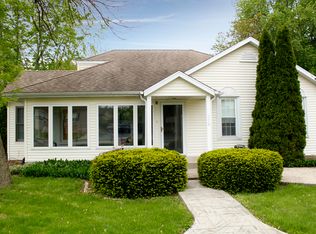 116 N Lincoln St, Braidwood, IL 60408