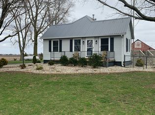 6924 Dole Rd, Mattoon, IL 61938