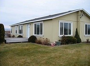 203 Olive Pl SW, Mattawa, WA 99349