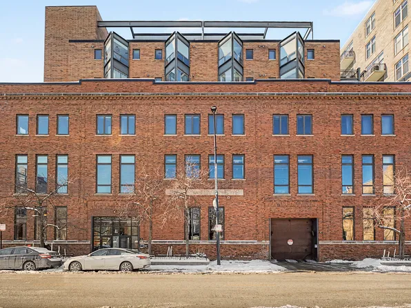 (undisclosed Address), Chicago, IL 60607