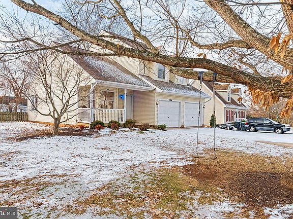 4th image of 6427 Waterdale Ct