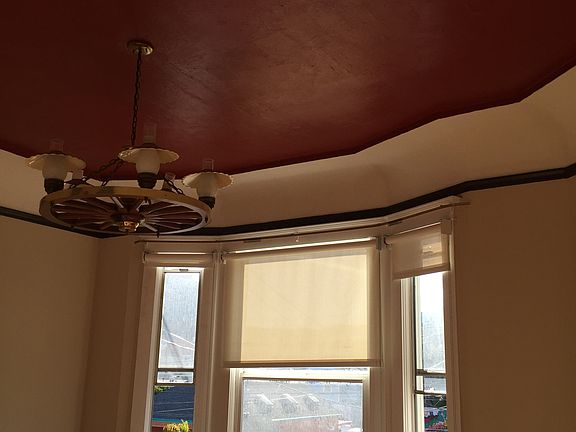 4th image of 1019 S Van Ness Ave #1019