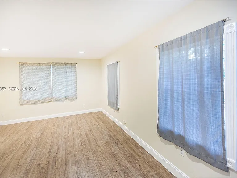 5451 SW 80th St — Photo 18